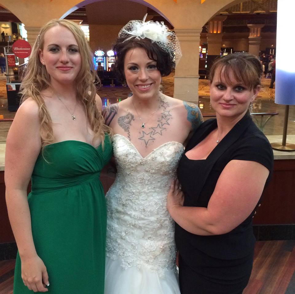 The Psych Major and I standing with the gorgeous bride.